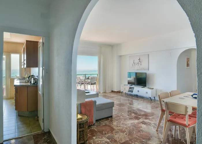 La Palomita Espectacular Vista Al Mar アパート フエンヒロラ