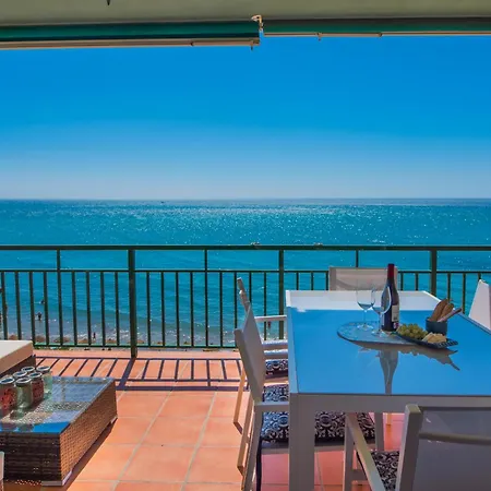 La Palomita Espectacular Vista Al Mar * פואנגירולה