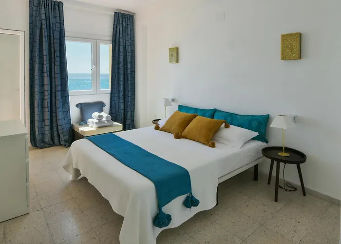 La Palomita Espectacular Vista Al Mar * פואנגירולה